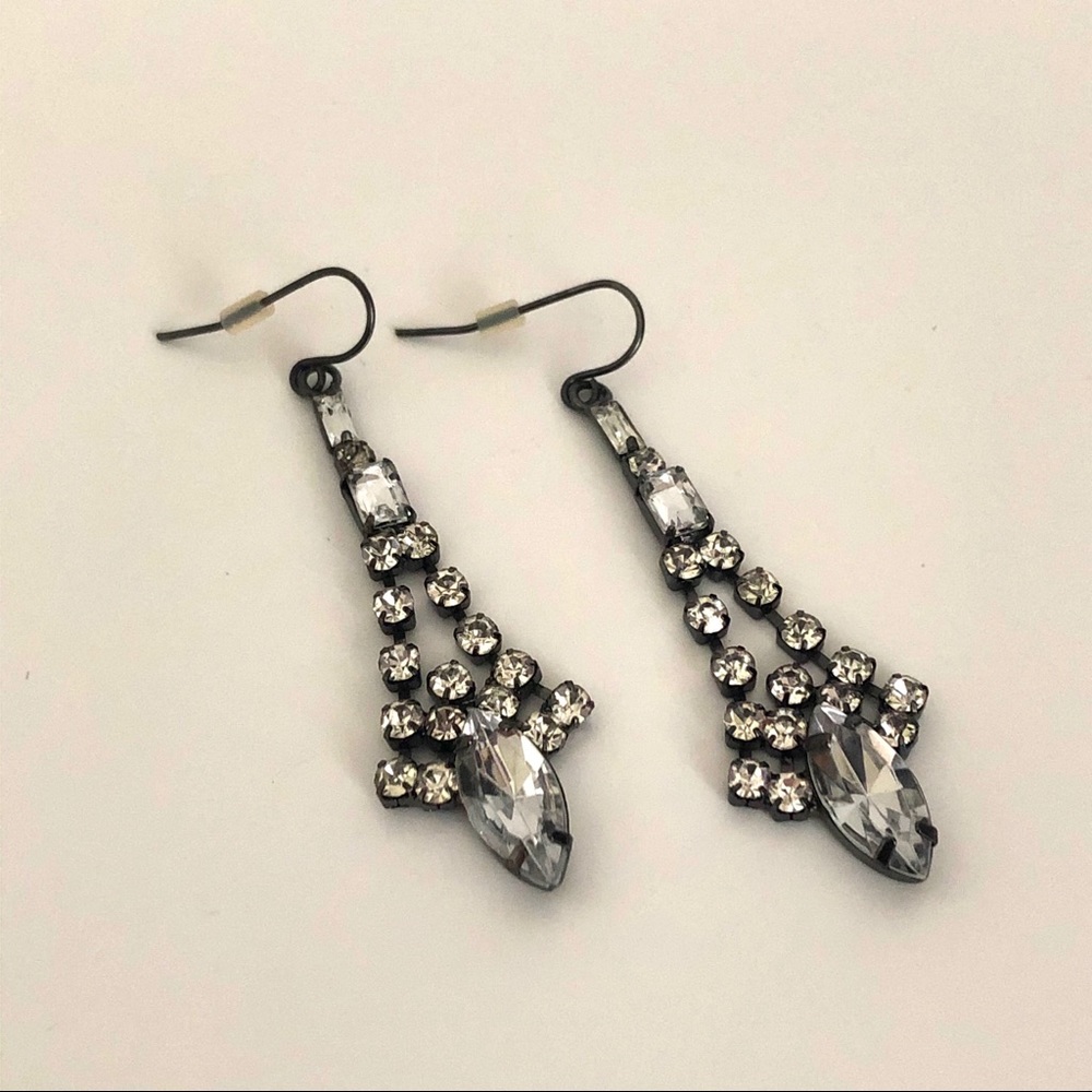 CLAIRE’S Gunmetal Rhinestone Hook Earrings